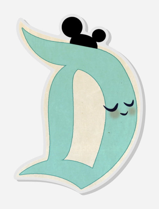 Sleepy "D" brooch